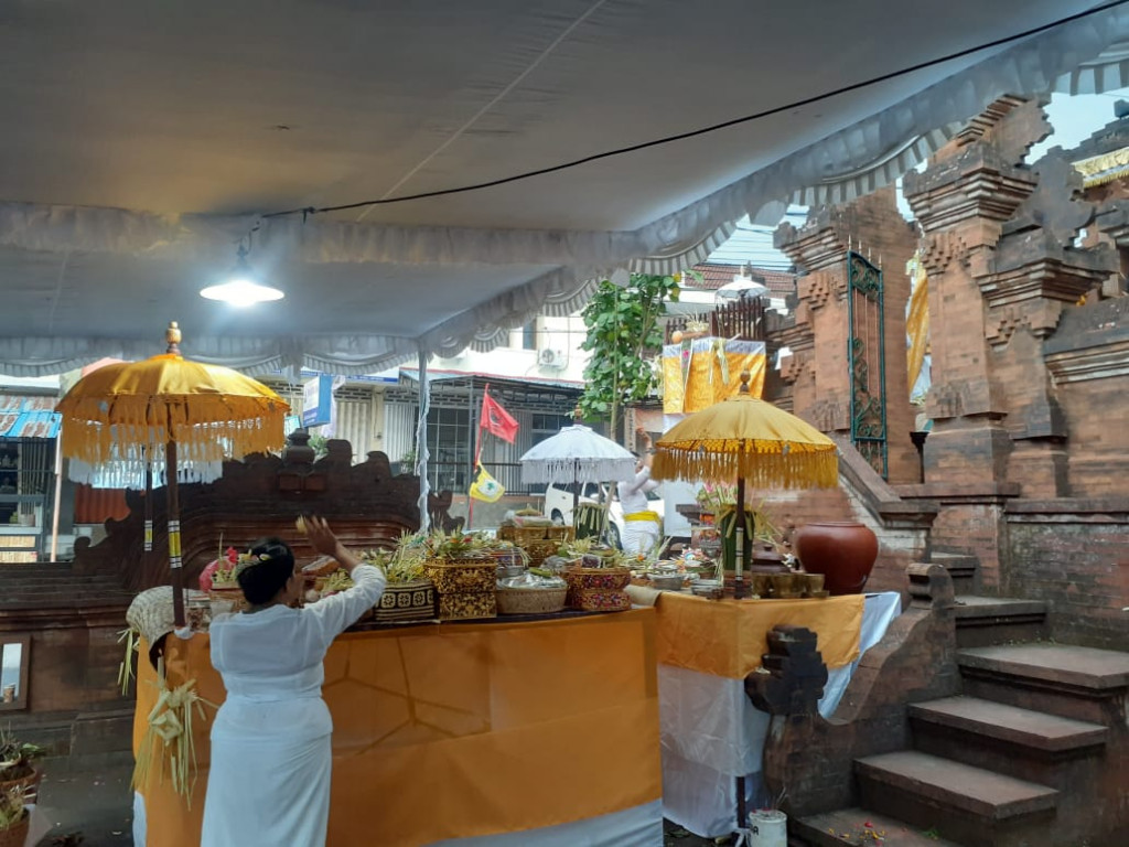 Upacara Piodalan ring Pura Ulun Banjar Campuan Asri Kauh, Desa Dalung